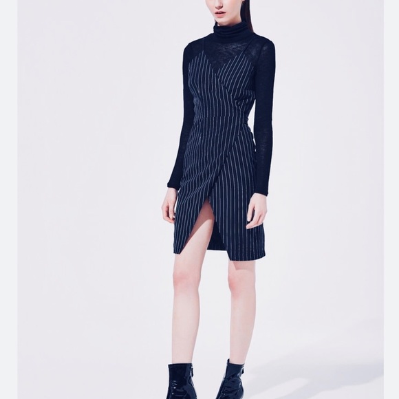 TWO FEATHERS lorinda wrap dress - Picture 4 of 7